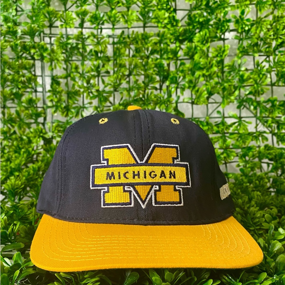 Vintage Fitted Starter Michigan Wolverines Hat